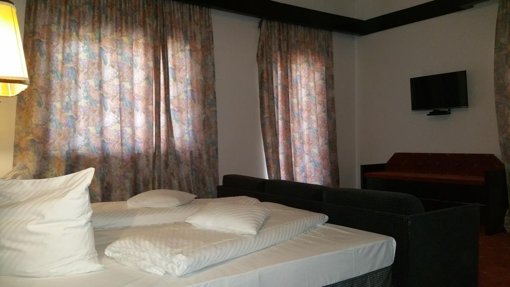 Conacul Balta Alba Otel Dış mekan fotoğraf